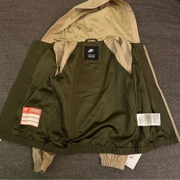 Nike Boys Windrunner Jacket Green Hooded Size 4T Full Zip - Picture 5 of 5